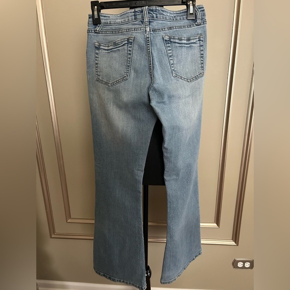 Urban Behavior Low Rise Wide Leg Jeans Light Wash Size 28 - Picture 3 of 4